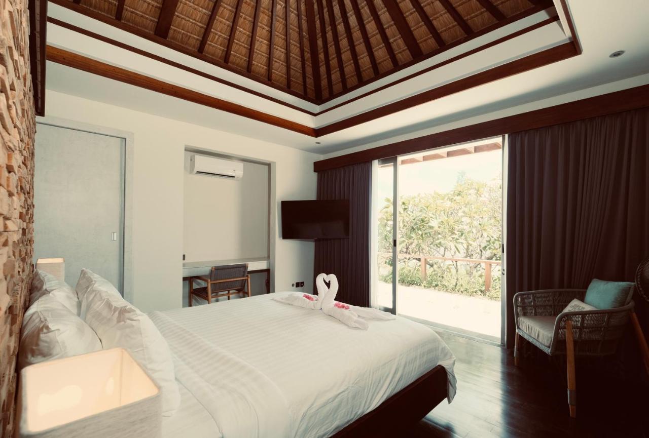Sunset Palms Beach Villa Jimbaran Exterior foto